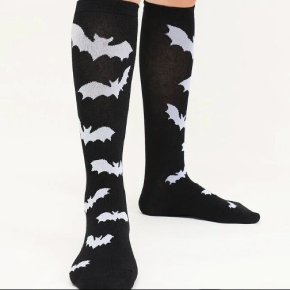 Halloween bat print over the calf sheer socks one size